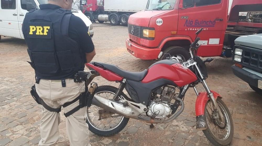 Moto recordista em débitos e infrações