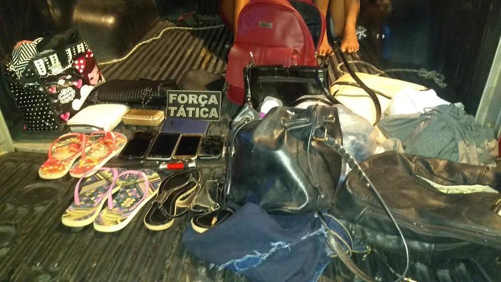 Mulheres são presas após realizarem arrastão em ônibus