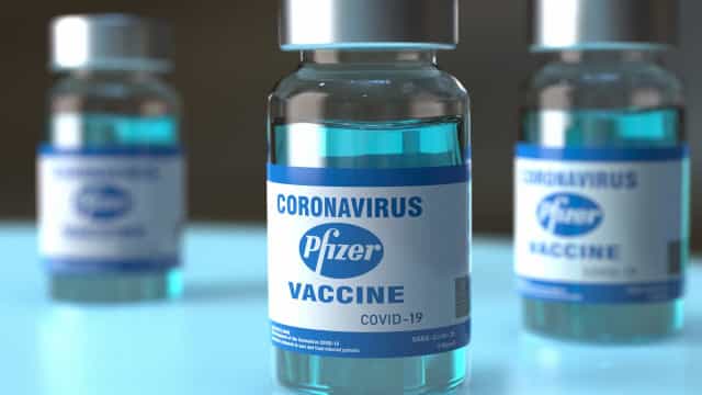 Pfizer reforça compromisso em distribuir 50 milhões de doses de vacina para covid