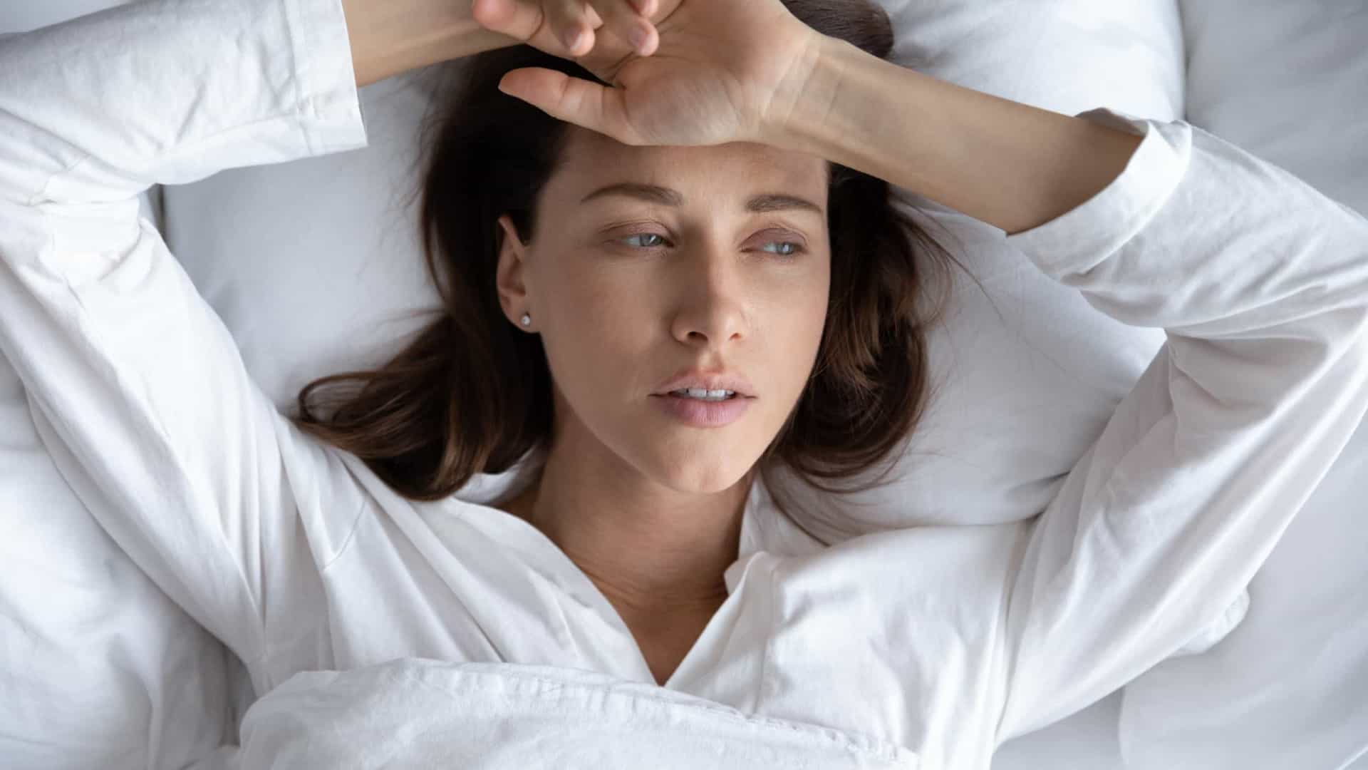 Mulheres que acordam durante a noite em maior risco de morrerem jovens