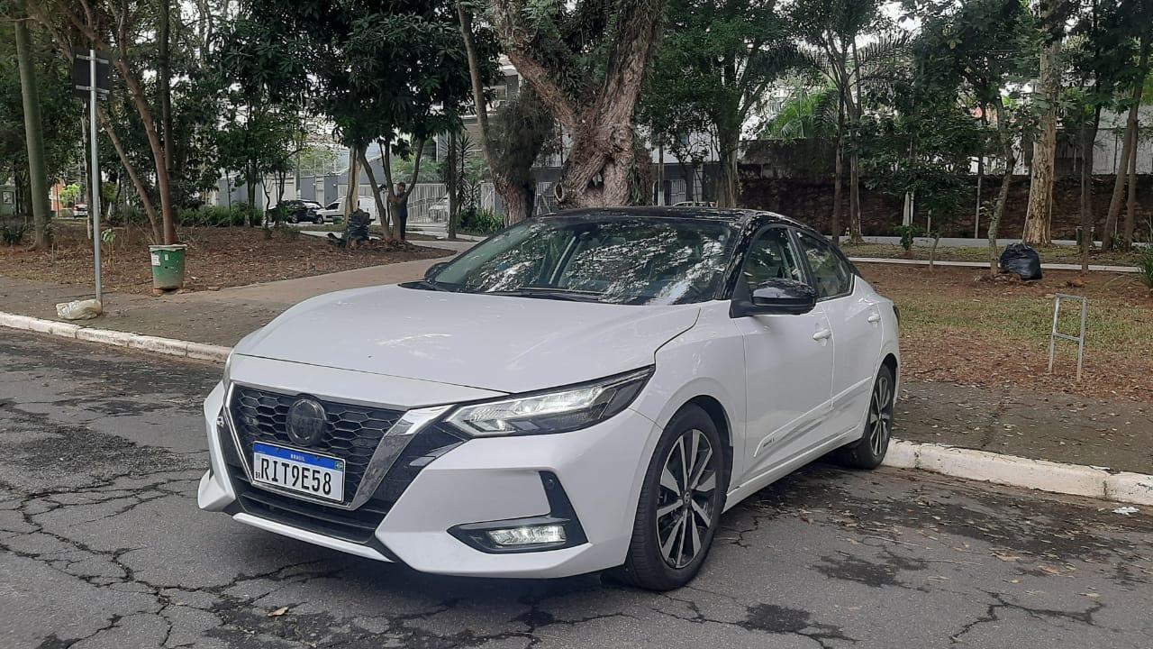 Nissan Sentra 2024 equilibra belo design com espaço e conforto