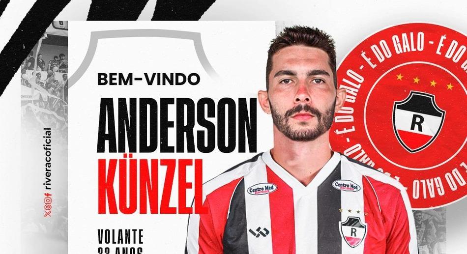 Volante já é conhecido do atual técnico do galo