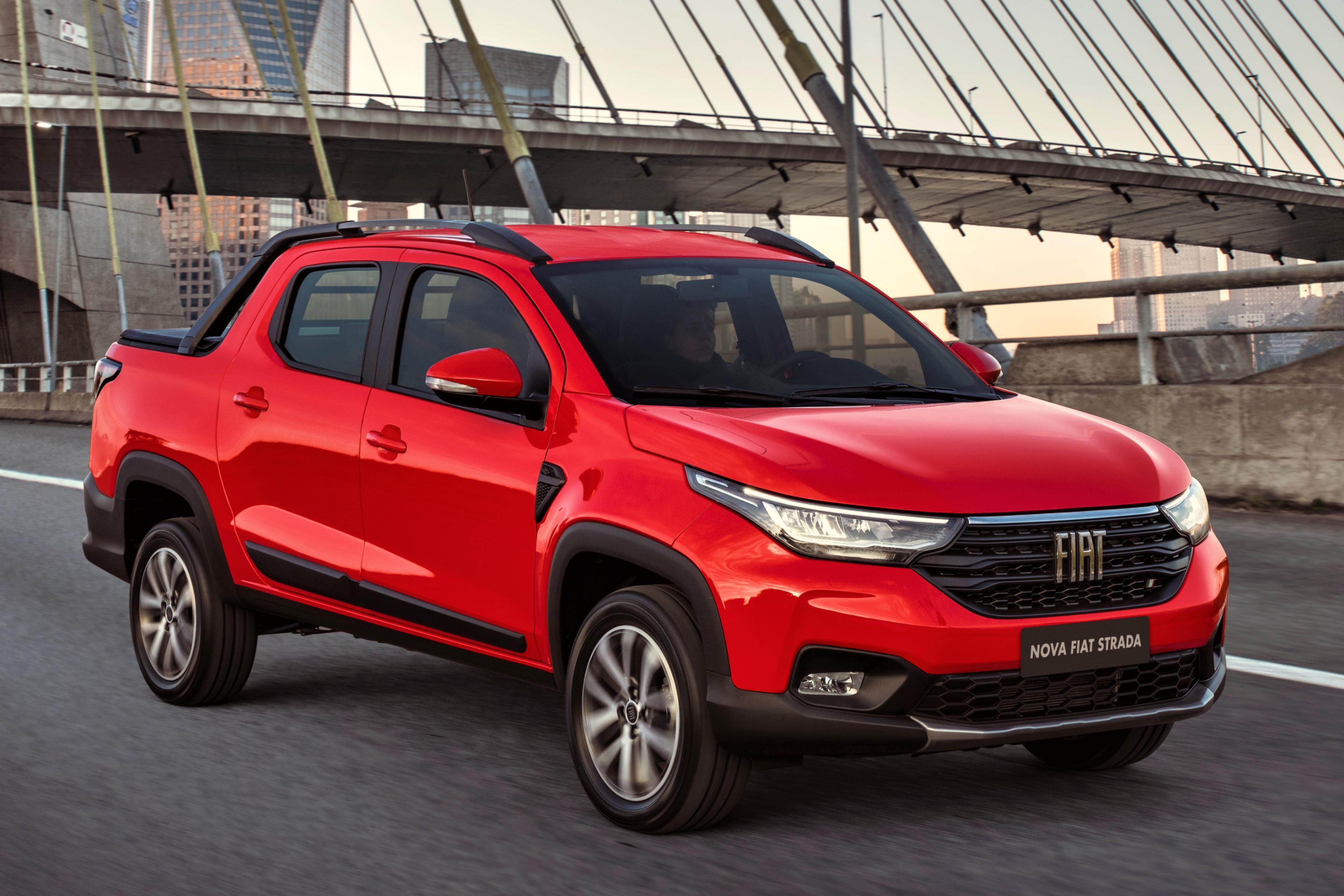 Nova Fiat Strada Volcano