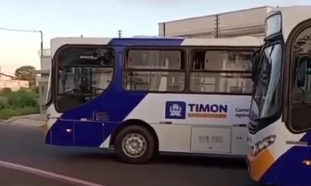 Nova frota de 43 ônibus vai retomar o transporte público em Timon