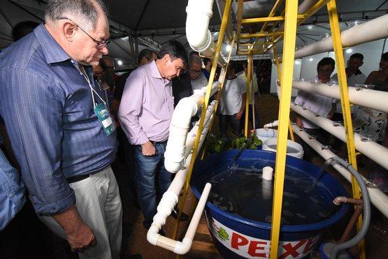 Governador participa de eventos em Esperantina