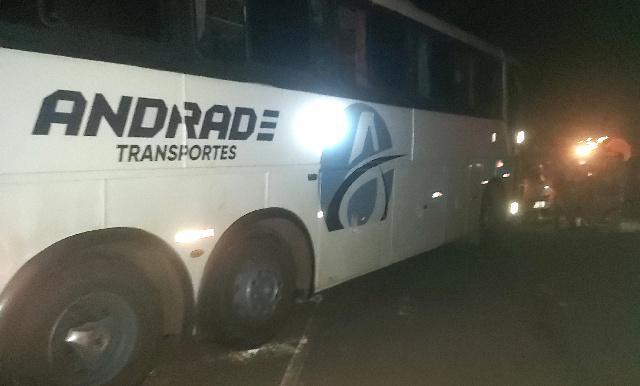 Ônibus assaltado