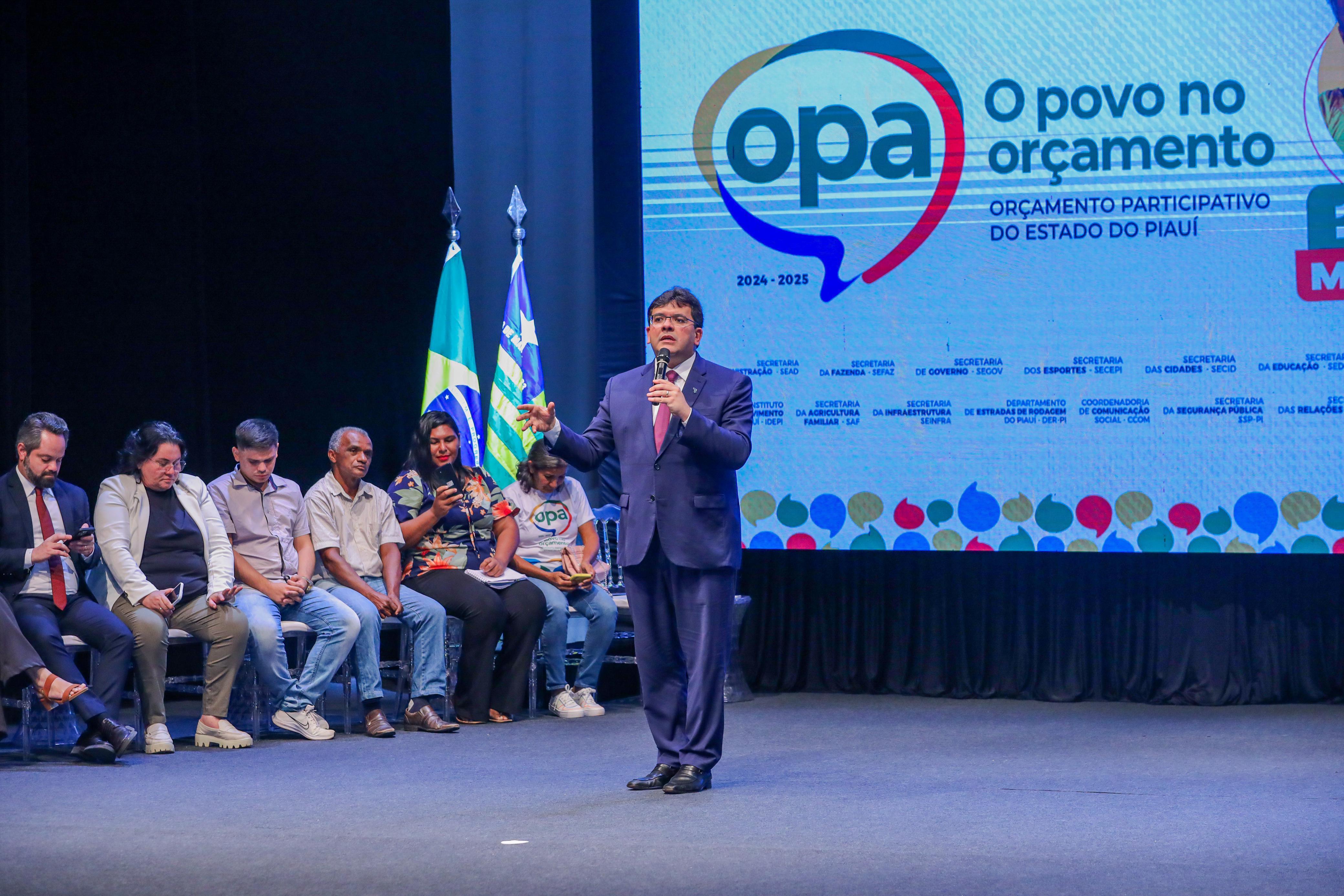 Rafael Fonteles no evento de comemoração do primeiro ano do Orçamento Participativo