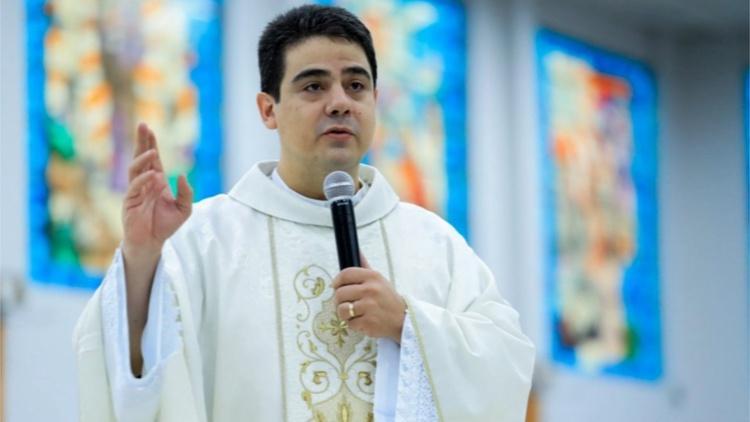 Padre Robson de Oliveira