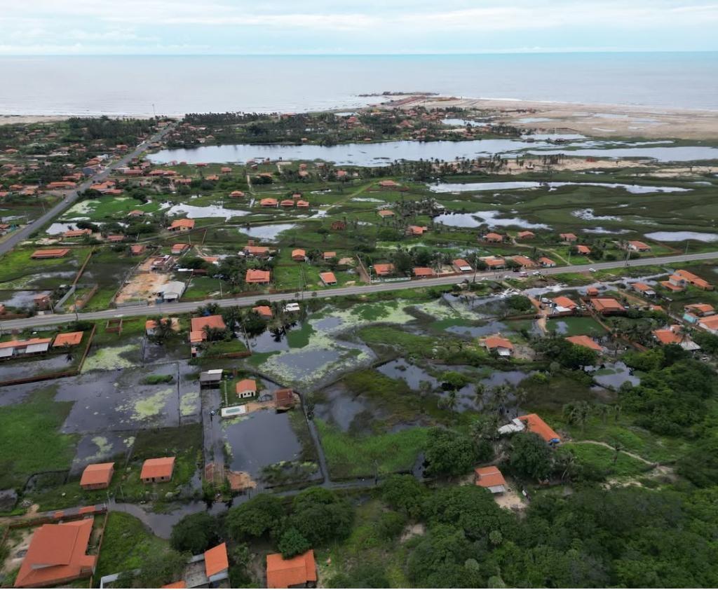 Região da Pedra do Sal, em Parnaíba, fica alagada com as fortes chuvas