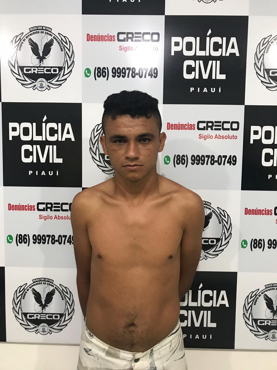 Jovem confessa ter ateado fogo em ônibus após receber ordem de dentro de presídio