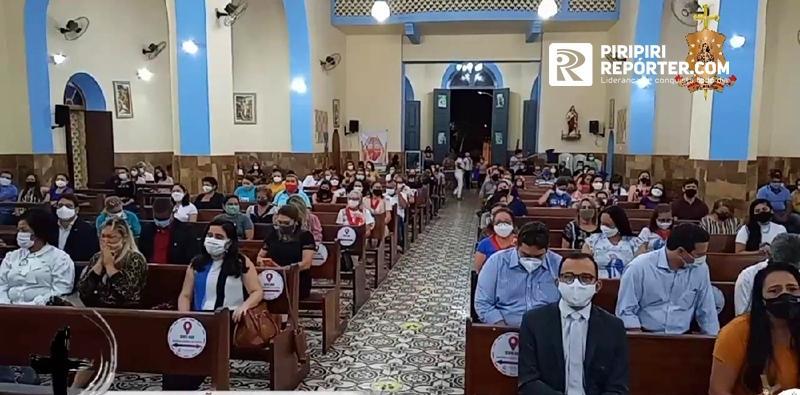 Missa de Sétimo Dia de Izadora Mourão