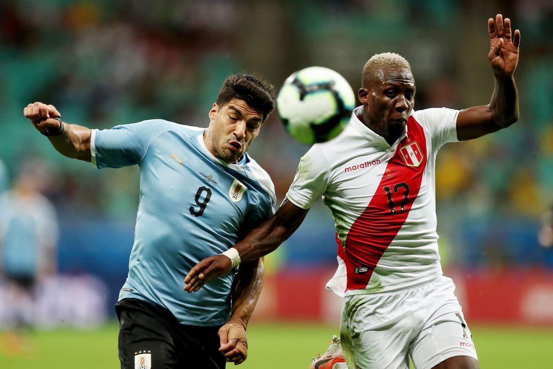 Jogo Peru e Uruguai