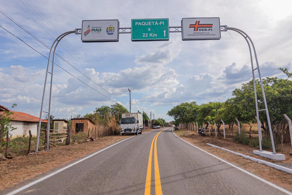 Rodovia PI-460 liga Picos a Paquetá