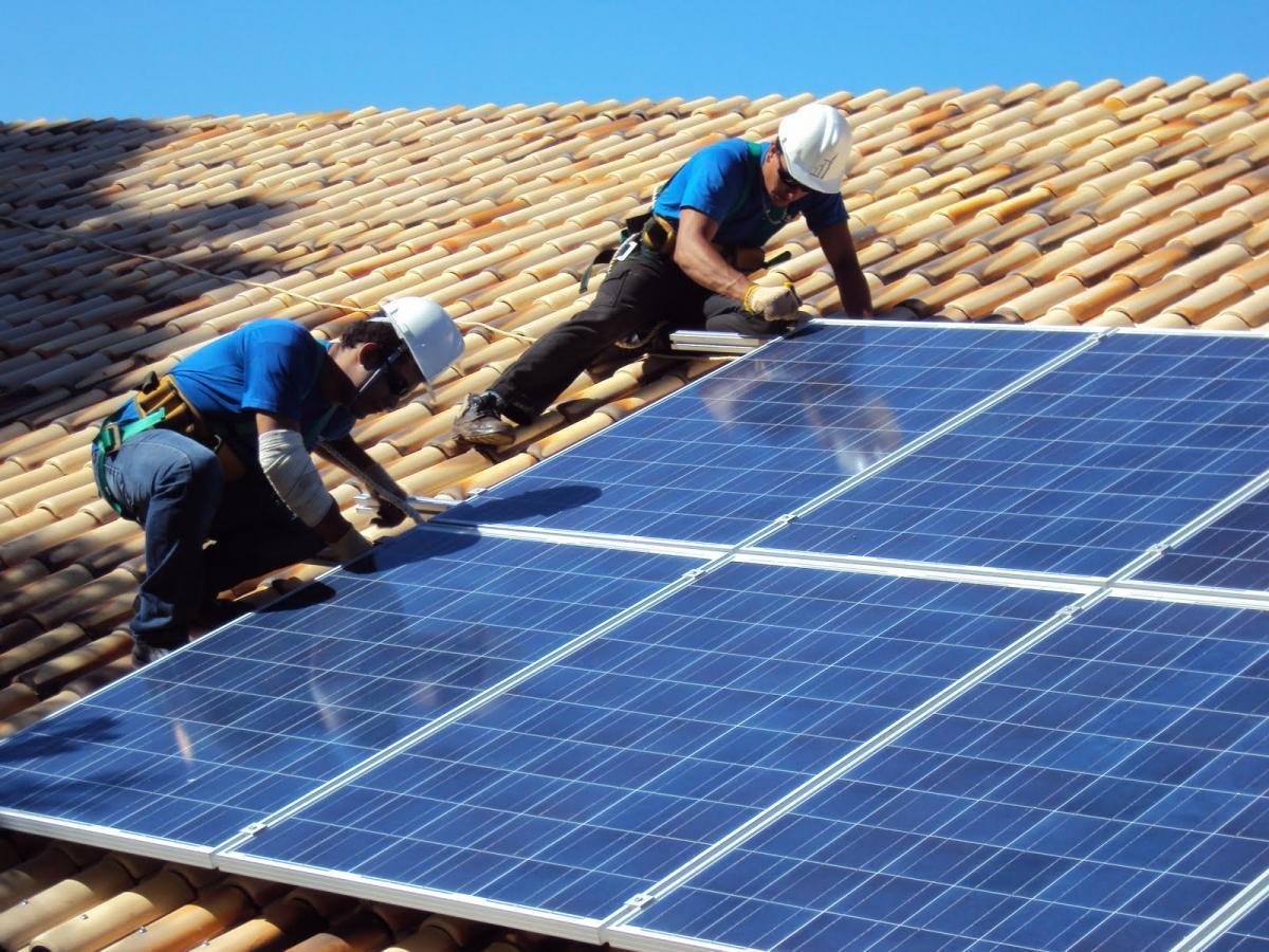 O curso de Instalação de Sistemas Fotovoltaicos será oferecido em diversas regiões de Teresina