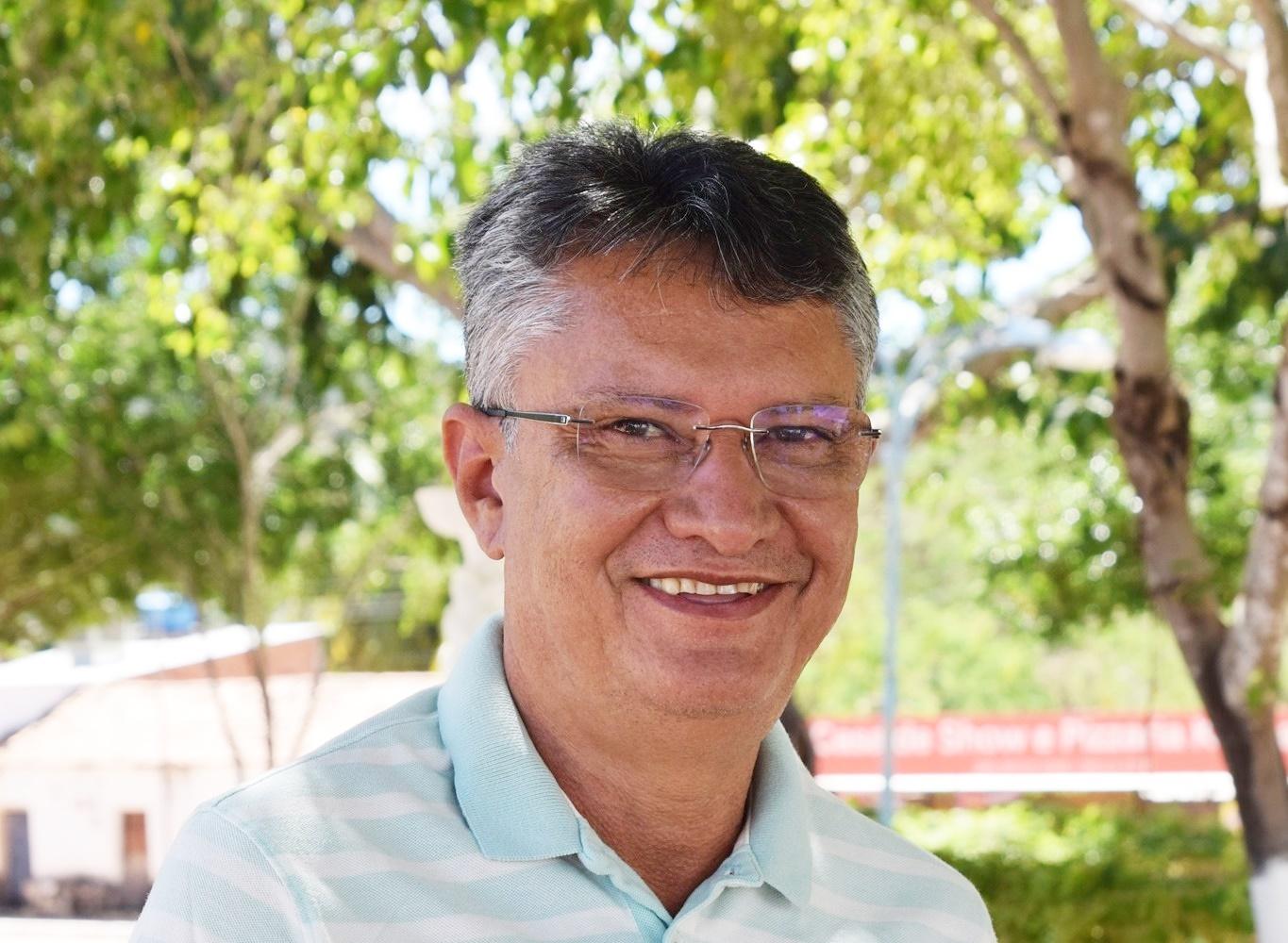 João da Cruz, prefeito de Palmeira do Piauí