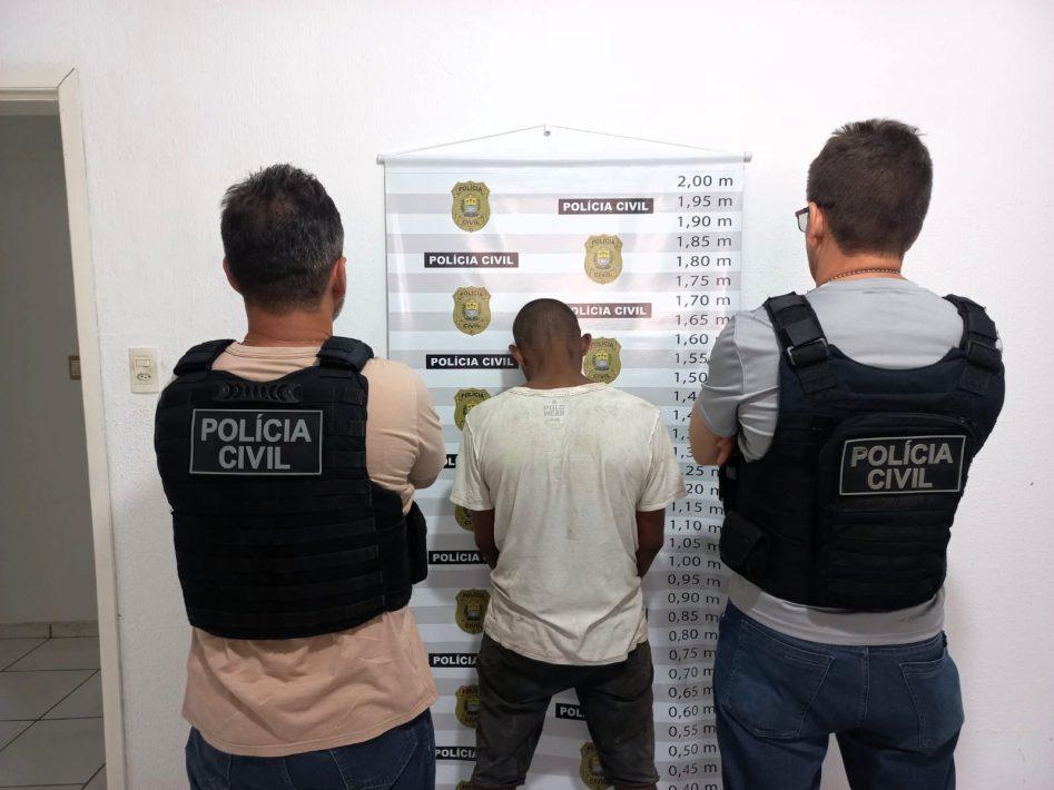 O homem também é suspeito de agredir e matar um morador de rua