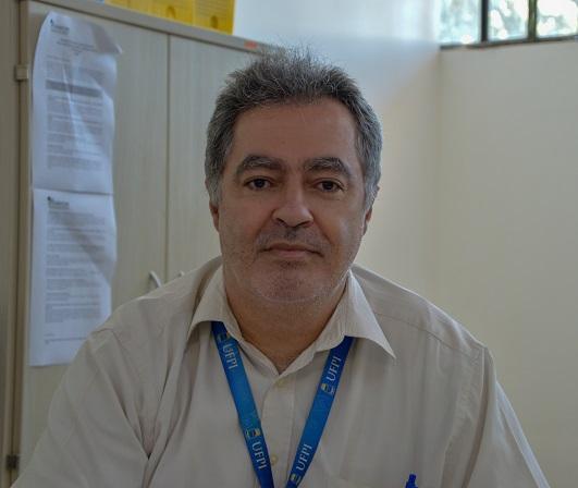 professor Jean Catapreta