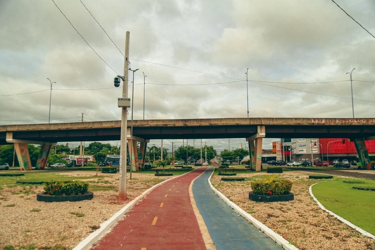 Reforma e revitalização do viaduto da avenida Miguel Rosa, zona Sul de Teresina