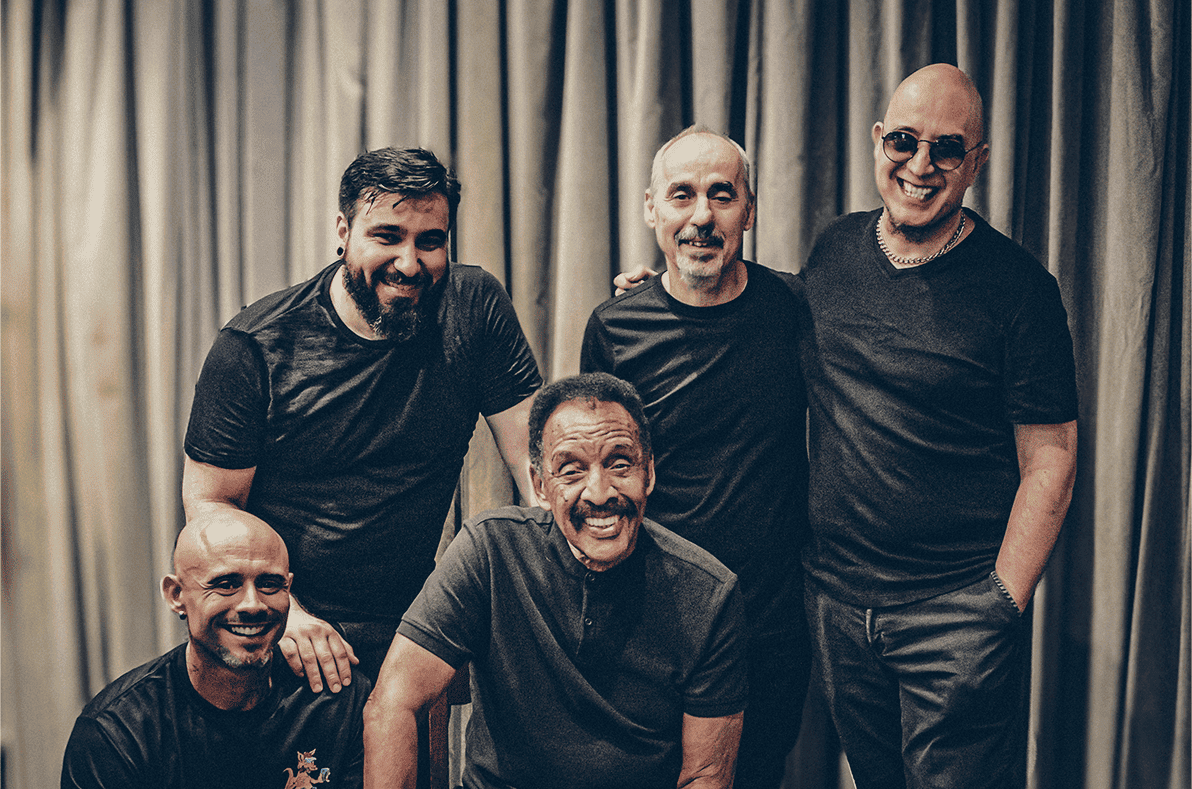 Banda Renato e seus Blue Caps é atração de novembro do projeto Seis e Meia