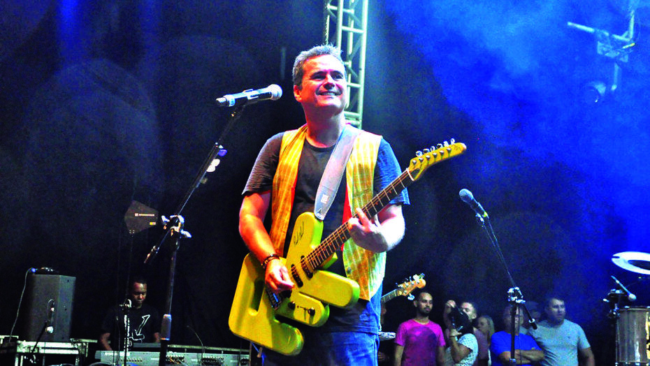 Ricardo Chaves é a atração principal do Corso de Teresina