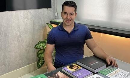Consultor financeiro César Karam