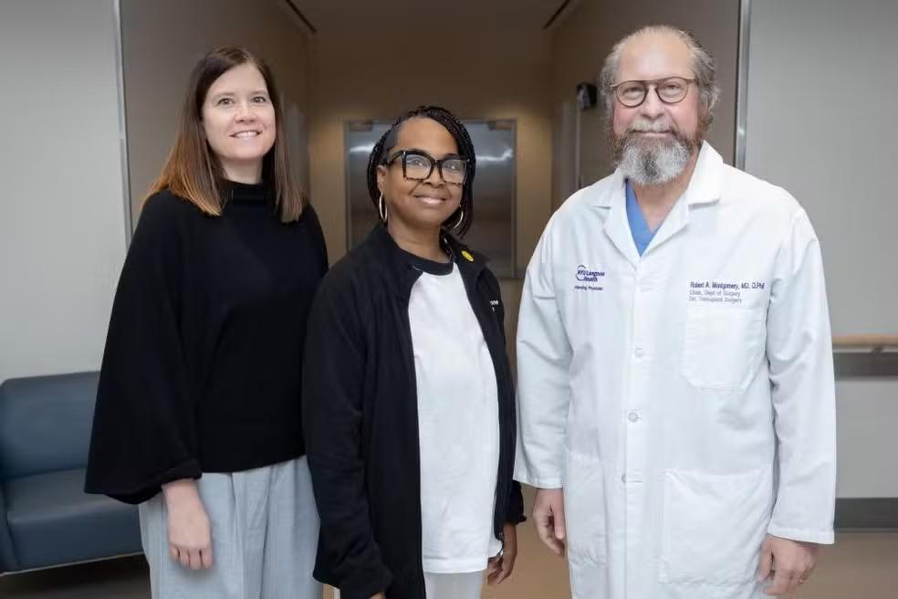 Dr. Jayme Locke, Towana Looney e Dr. Robert Montgomery