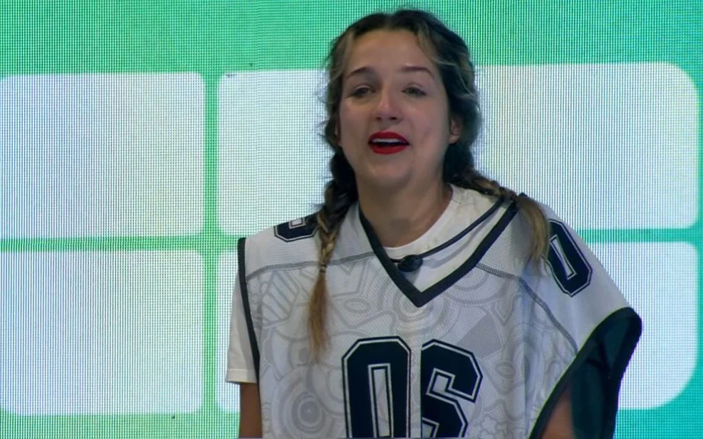 Samira ganha a prova do líder