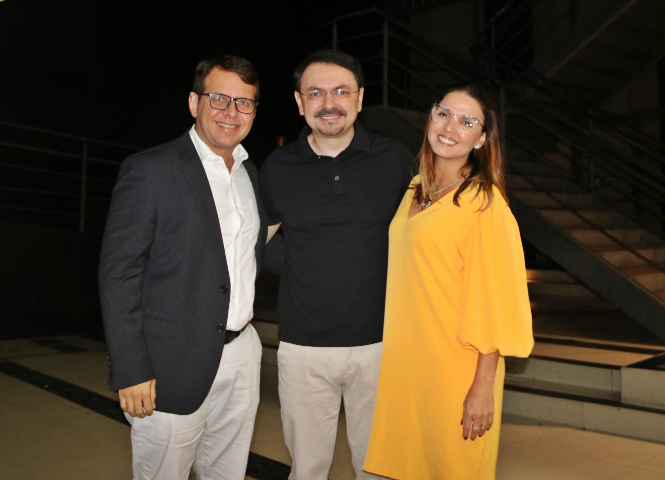 Samuel Rego,Rossandro Klinjey e Viviane Araújo