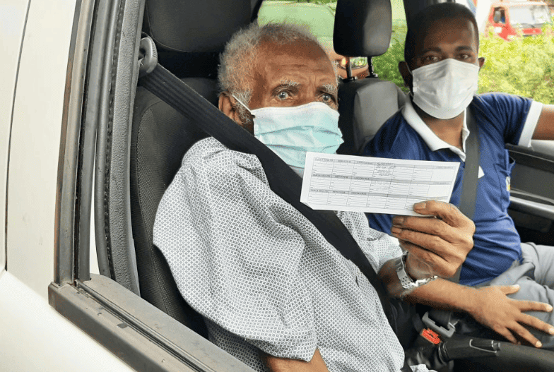 Em Teresina, mesmo com drive trhu, a vacinação é lenta