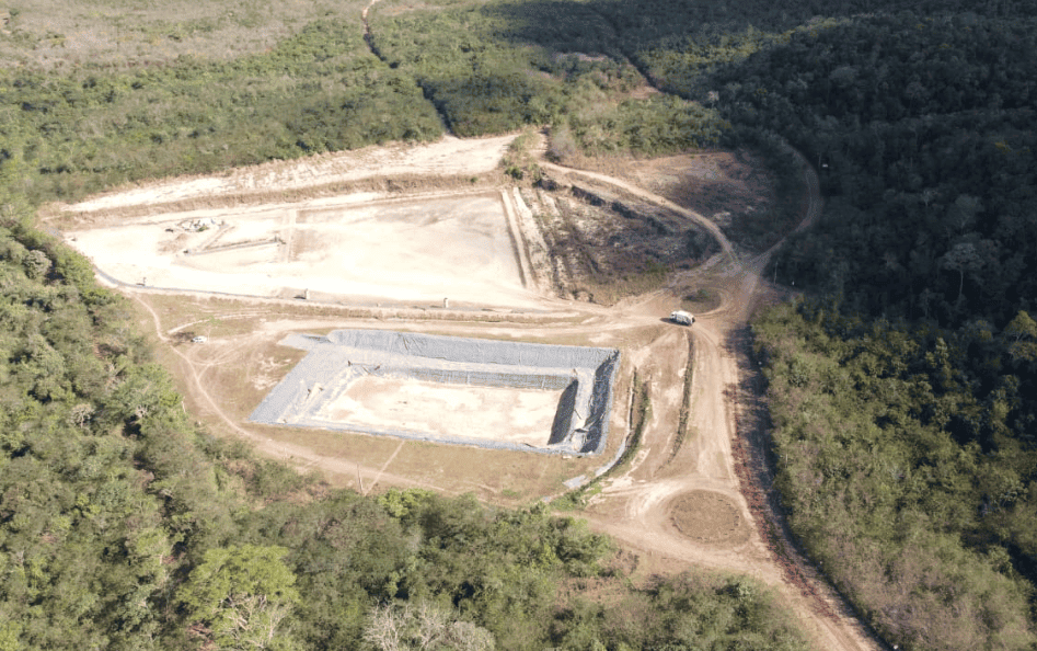 Central de tratamento de resíduos sólidos de Altos é modelo