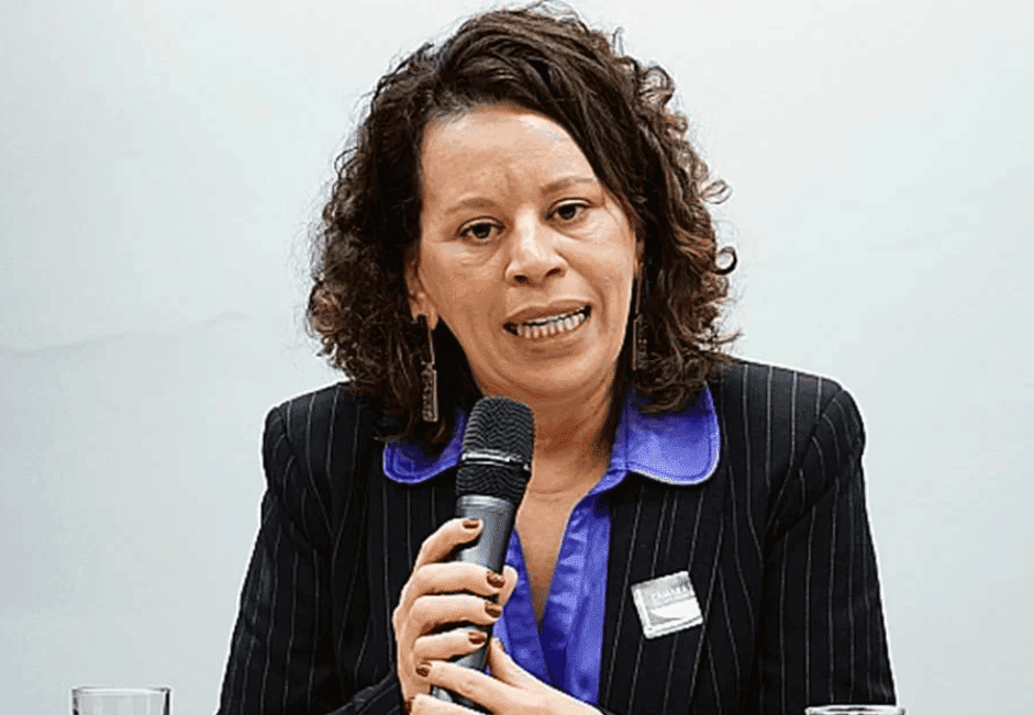 Edilene Lôbo