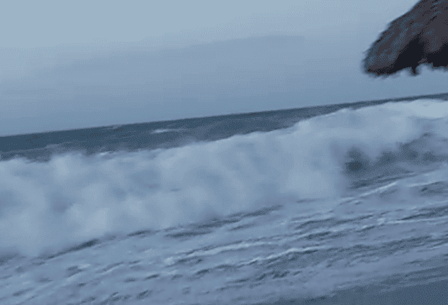 Os ventos fortes deixam o mar agitado no litoral do Piauí