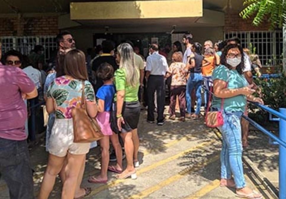 Eleitores na fila nas eleições de 2022