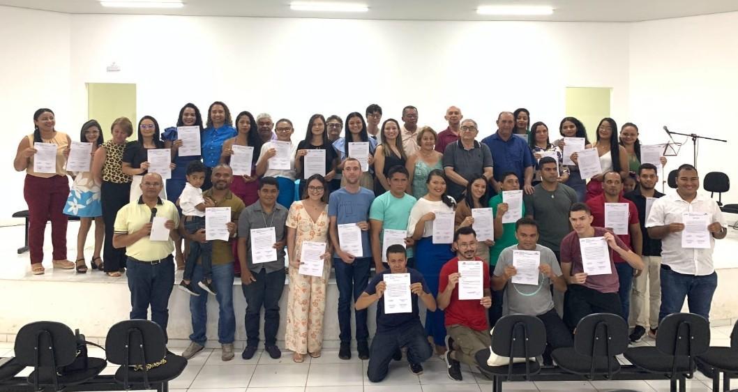 Novos professores da Prefeitura de Batalha tomam posse