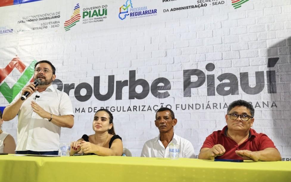 Fábio Novo discursou na entrega dos títulos