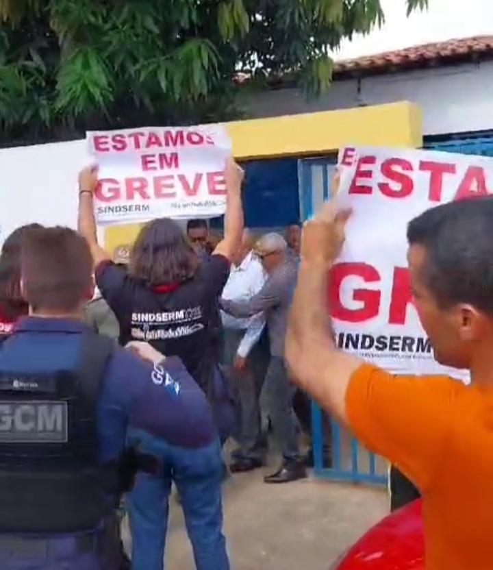 Sindicalistas são agredidos durante manifestação