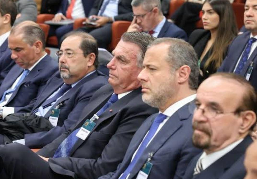 Bolsonaro foi ao STF no primeiro dia do julgamento