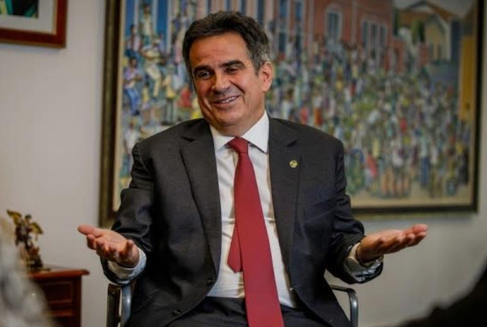 Polícia Federal faz busca e apreensão em loja de motos do senador Ciro Nogueira em Teresina