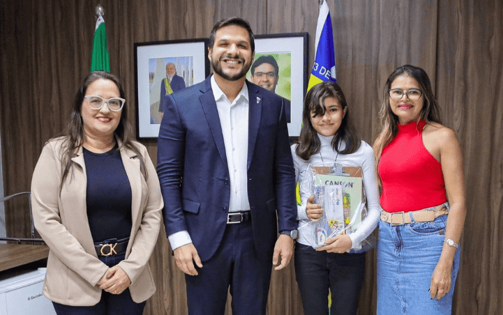 Secretário de Estado da Educação, Washington Bandeira