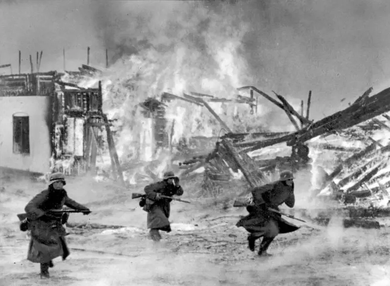 Tropas alemãs avançam na Noruega, no primeiro semestre de 1940: os nazistas na ofensiva