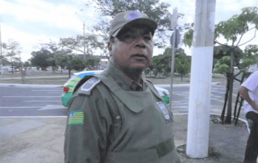 Capitão da PM lotado em Parnaíba é preso dentro de ônibus