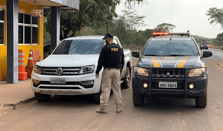 PRF recupera veículo roubado em Altos