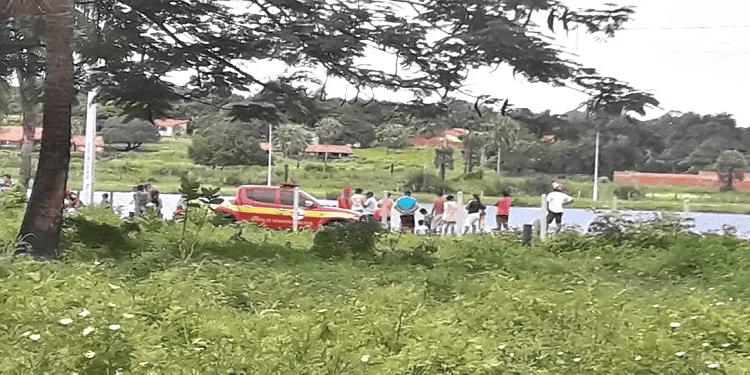 Jovem morre afogado após ser arrastado por correnteza