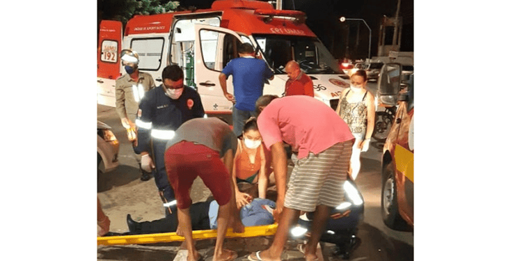 Acidente na avenida Henry Wall de Carvalho