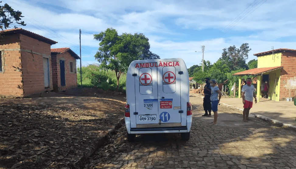 Bebê de um mês é encontrado morto dentro de casa