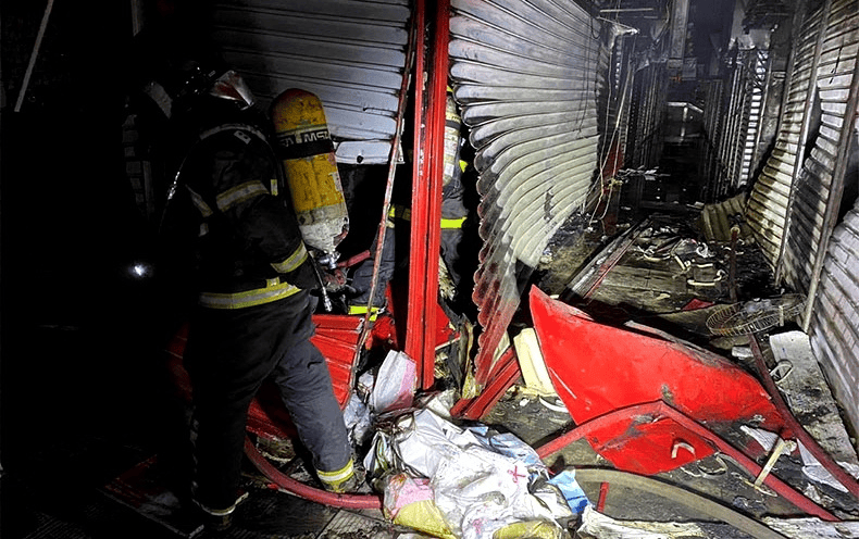Incêndio deixa rastro de destruição no Shopping da Cidade