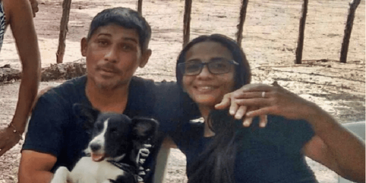 Antônio Ednaldo e a esposa