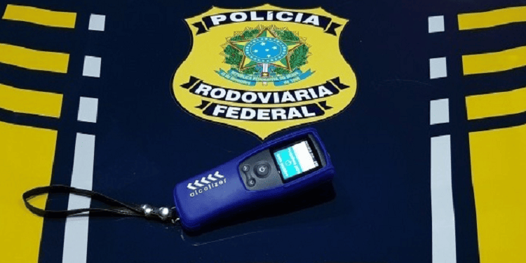 Motorista embriagado é preso ao tentar fugir de cerco policial na BR 316