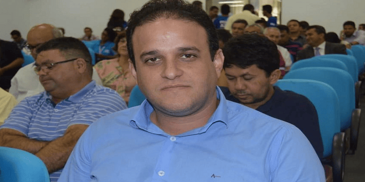 Prefeito de Amarante, Diego Teixeira (PP)