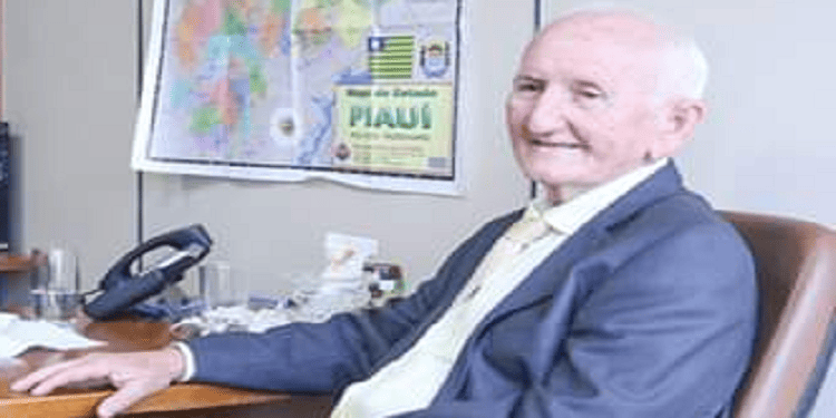 Prefeito de Itaueira, Quirino Avelino (PTB)